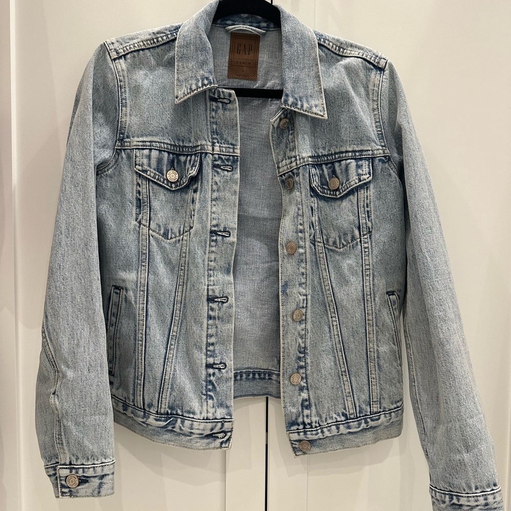GAP Light Wash Denim Jacket